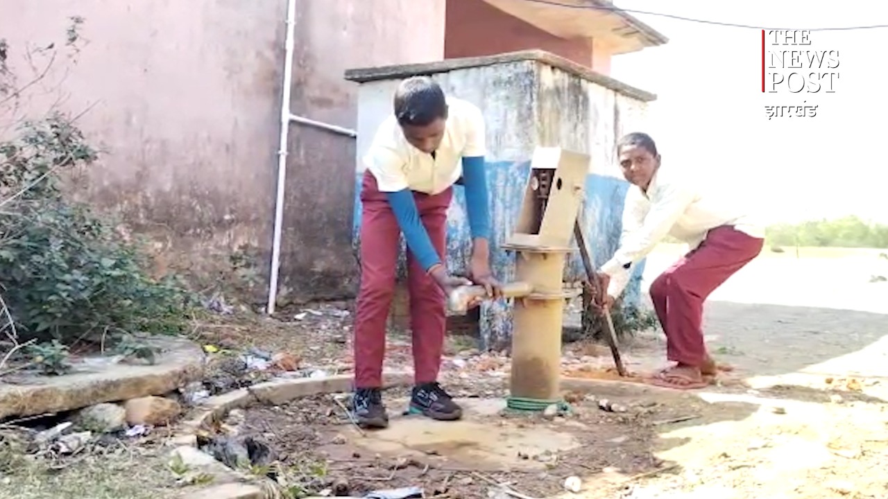 यहां बूंद-बूंद पानी को तरसे बच्चे, पग-पग पर खतरों के बीच