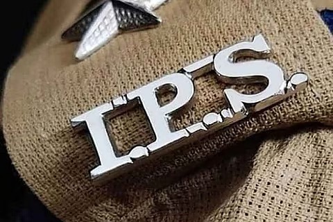 बड़ी खबर: IPS अधिकारी ने खुद को मारी गोली, 12 पन्नों का सुसाइड नोट बरामद