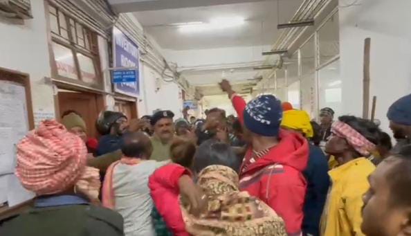 धनबाद SNMMCH से चोरी हुआ बच्चा बरामद, मामले में चार गिरफ्तार