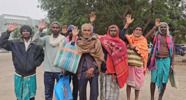 पाकुड़ में पीएम आवास योजना में गड़बड़ी का आरोप, अधूरे मकानों पर निकाली गई पूरी राशि, पढ़ें पूरा मामला