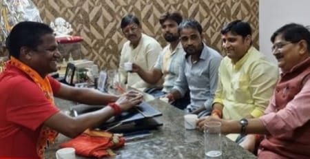 कैसे "चक्करघिरनी" बन गई है धनबाद भाजपा की राजनीति, कौन दिखा रहा रांची में दम तो किसको दिल्ली पर भरोसा ! 