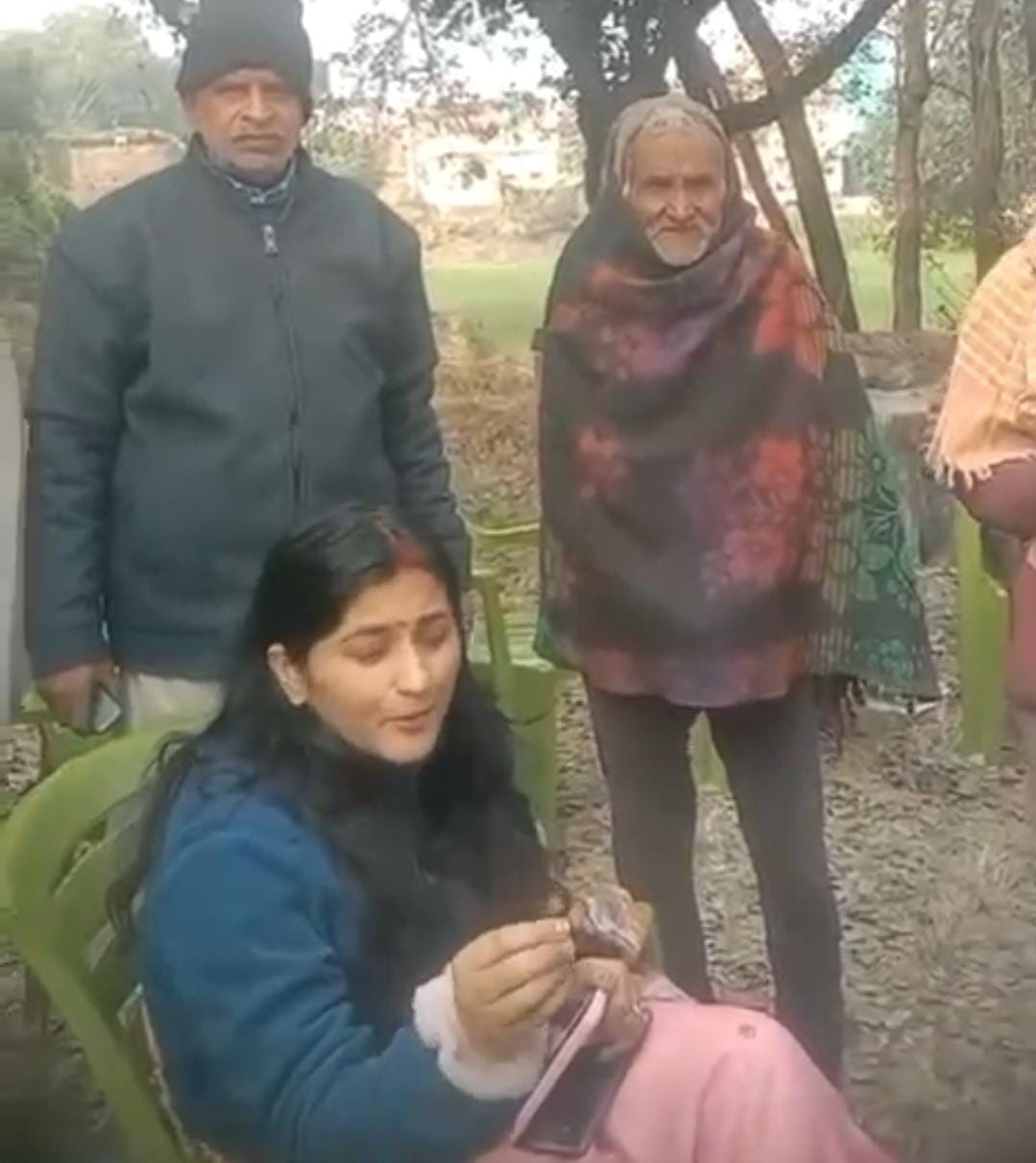 नालंदा: राजस्व कर्मचारी पर घूस लेने का आरोप, किसान ने कहा पैसे लेकर भी नहीं किया काम 