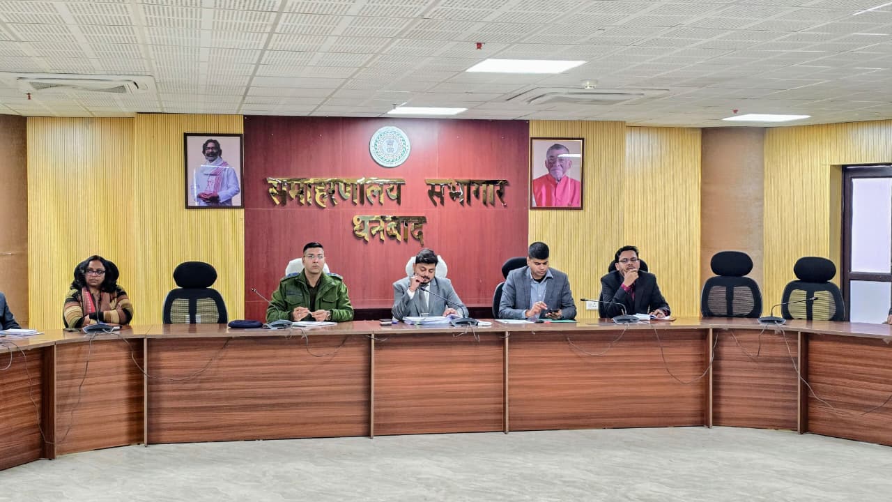 समिति की बैठक में कई बड़े महत्वपूर्ण निर्णय: ट्रैफिक पुलिस होगी सशक्त,स्पीड लिमिट क्रॉस किया तो भुगतना होगा खामियाजा!