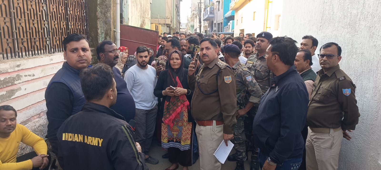 BIG BREAKING:  रांची में पति ने पत्नी को मार दी गोली,इलाके में मचा हड़कंप