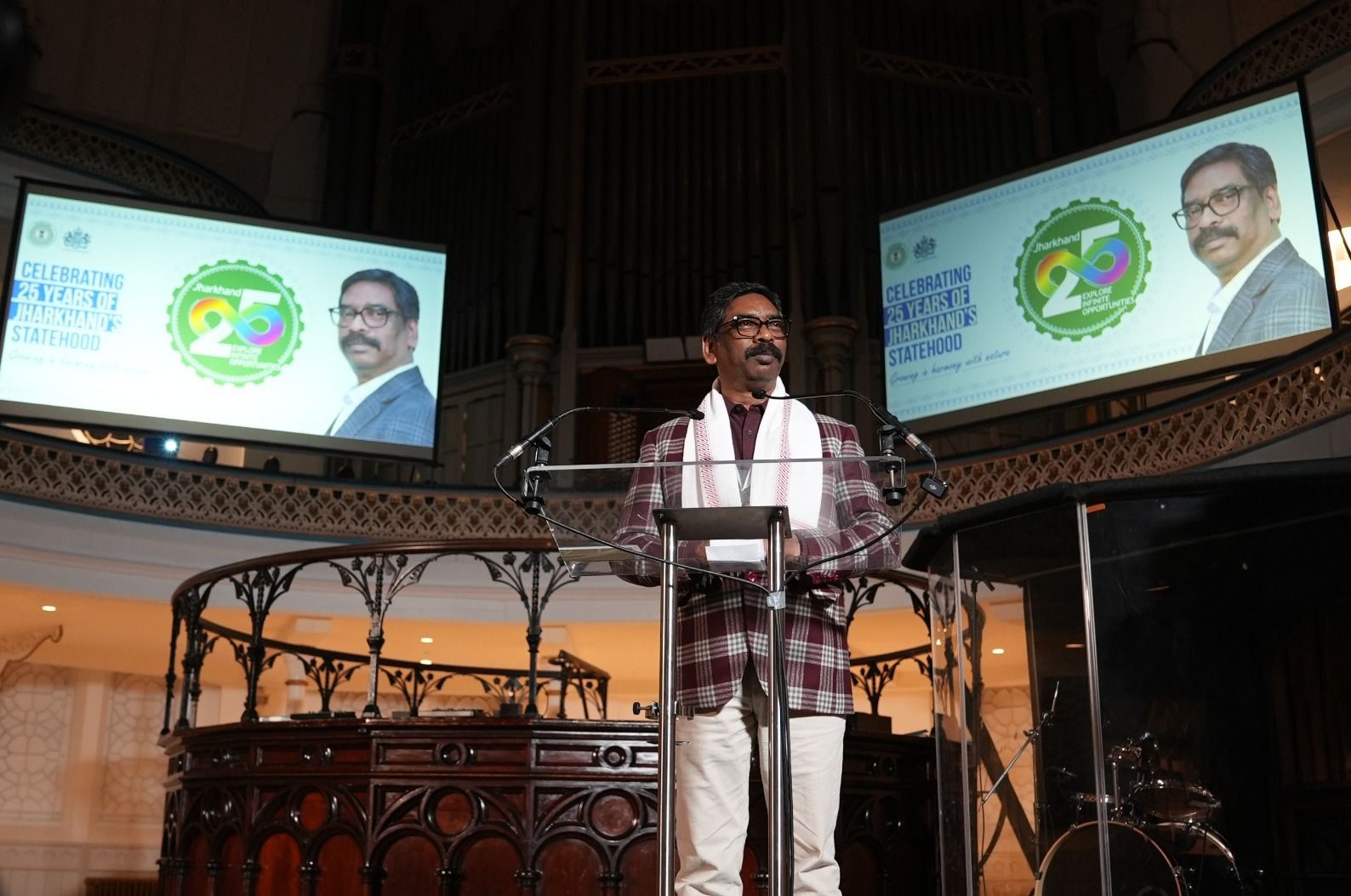 लंदन में झारखंड की सिल्वर जुबली का जश्न, सीएम हेमंत ने रखी अगले 25 साल की रूपरेखा