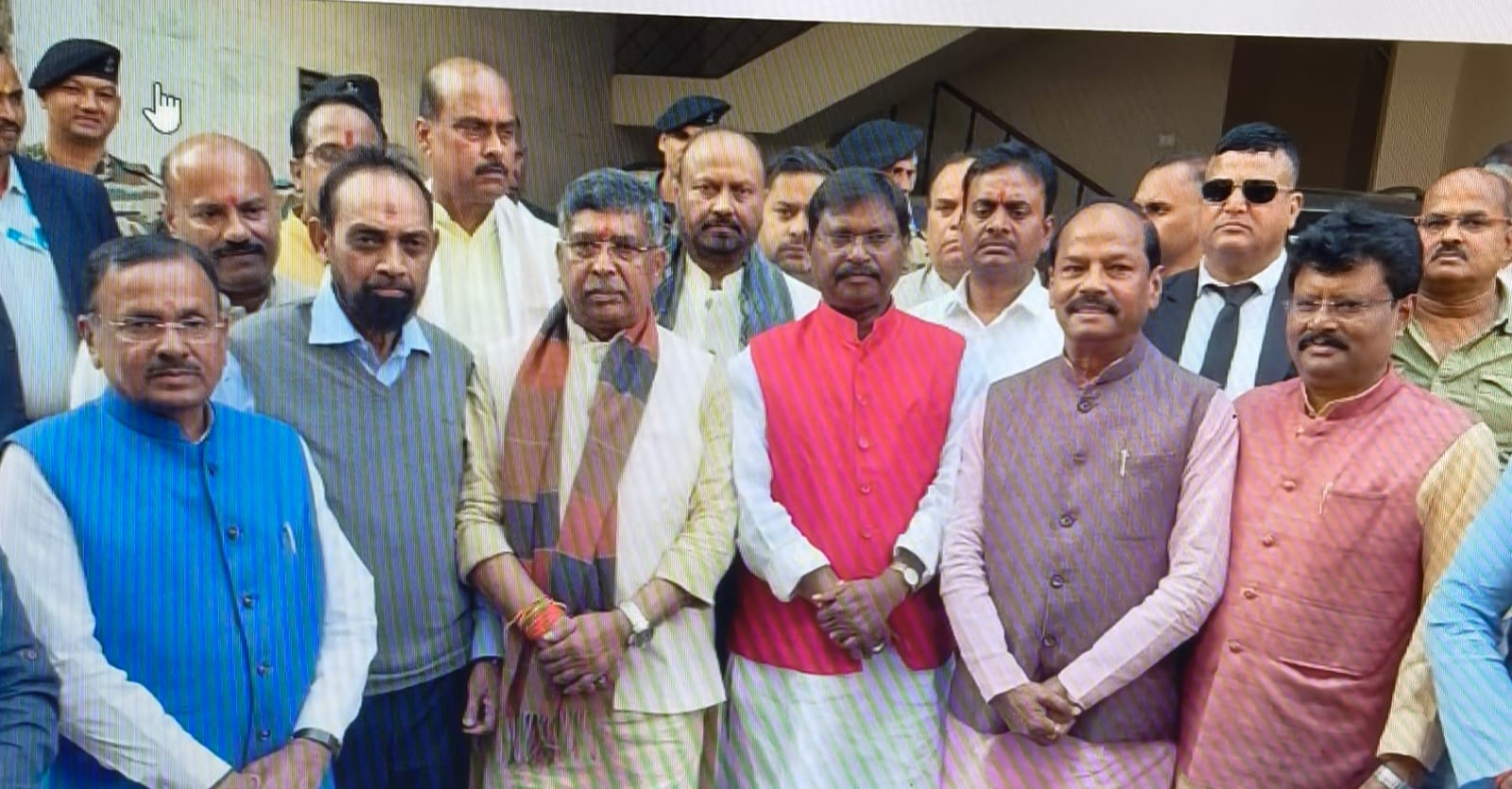 क्या आदित्य साहू के कमांड में आ गई है पार्टी ,क्या रघुवर दास से दूरी ख़त्म करने में कामयाब हो गए हैं ?