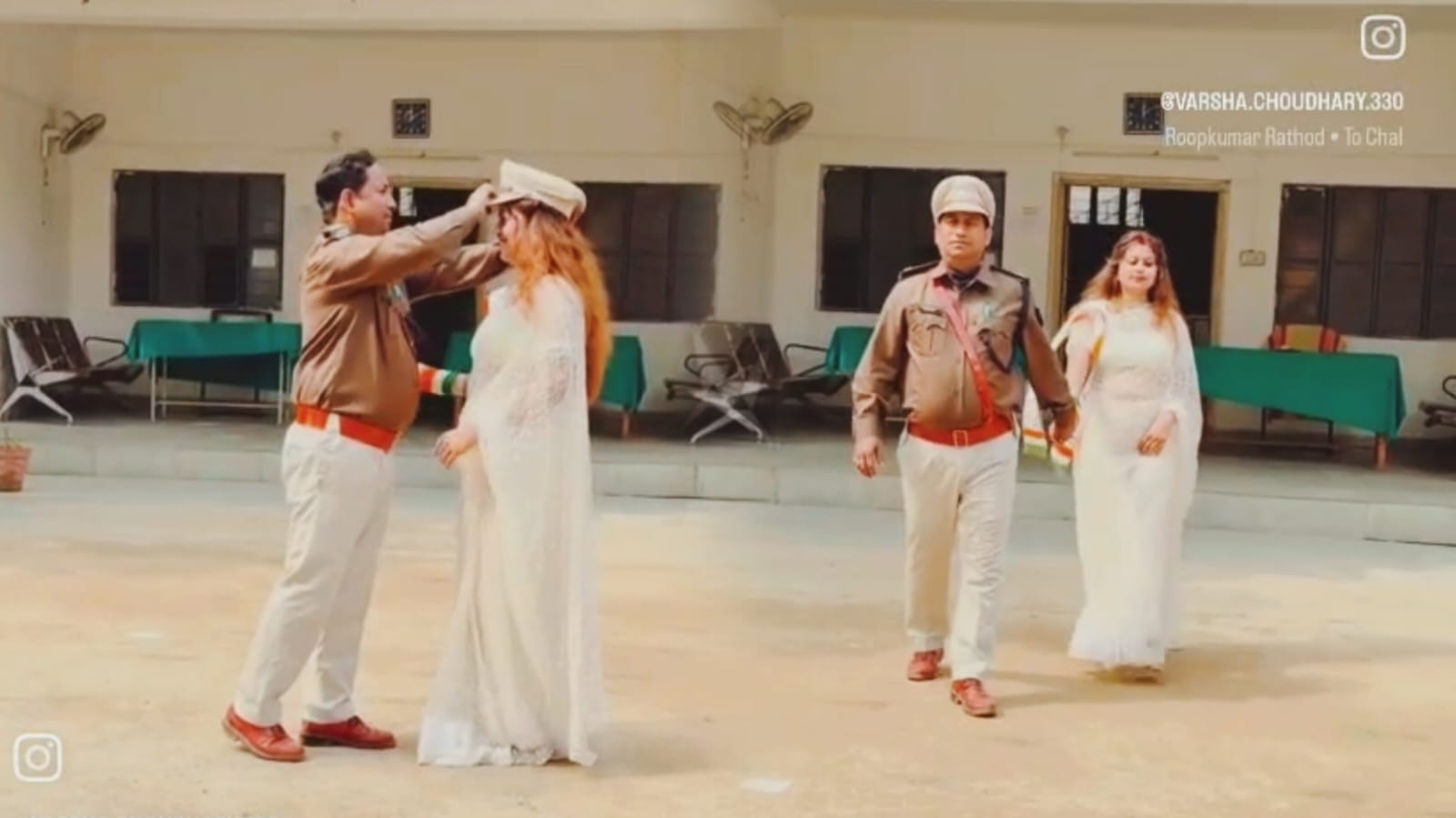 दरोगा बाबू खाकी में भूल बैठे मर्यादा, थाने में ही महिला के साथ बनाने लगे रील, देखिए वायरल वीडियो