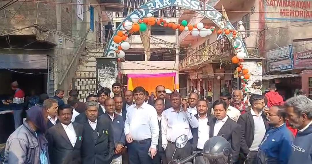 नगर निकाय चुनाव:धनबाद के पूर्व मेयर चंद्रशेखर अग्रवाल ने भरा पर्चा, समर्थकों के साथ निकाली भव्य रैली