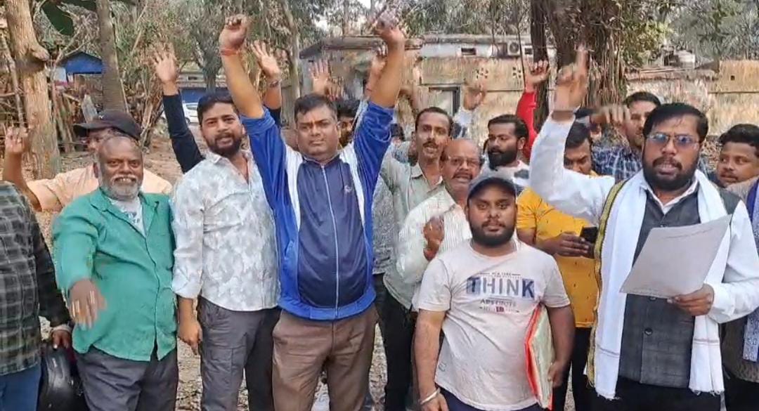 जमशेदपुर के सभी स्कूल के वैन चालक सोमवार से हड़ताल पर, स्कूली बच्चों को हो सकती है परेशानी