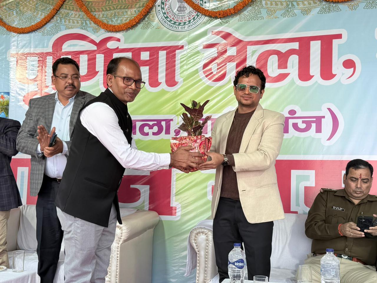 गंगा स्नान और पूजा अर्चना से गूंजी राजमहल की धरती,राजकीय माघी पूर्णिमा मेला का भव्य शुभारंभ