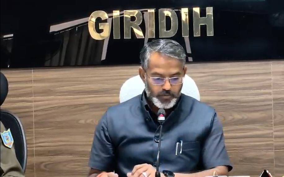 शहर की सरकार:गिरिडीह में मेयर के 16 उम्मीदवार मैदान में, नाम वापसी प्रक्रिया के बाद डीसी ने दी जानकारी