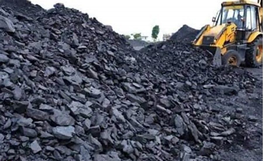 कोयला उद्योग में हलचल: मजदूर संगठन हड़ताल पर अड़े तो मैनेजमेंट का क्या है कड़ा फरमान!