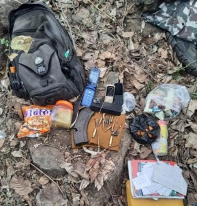 सुरक्षाबलों और टीएसपीसी नक्सलियों के बीच भीषण मुठभेड़