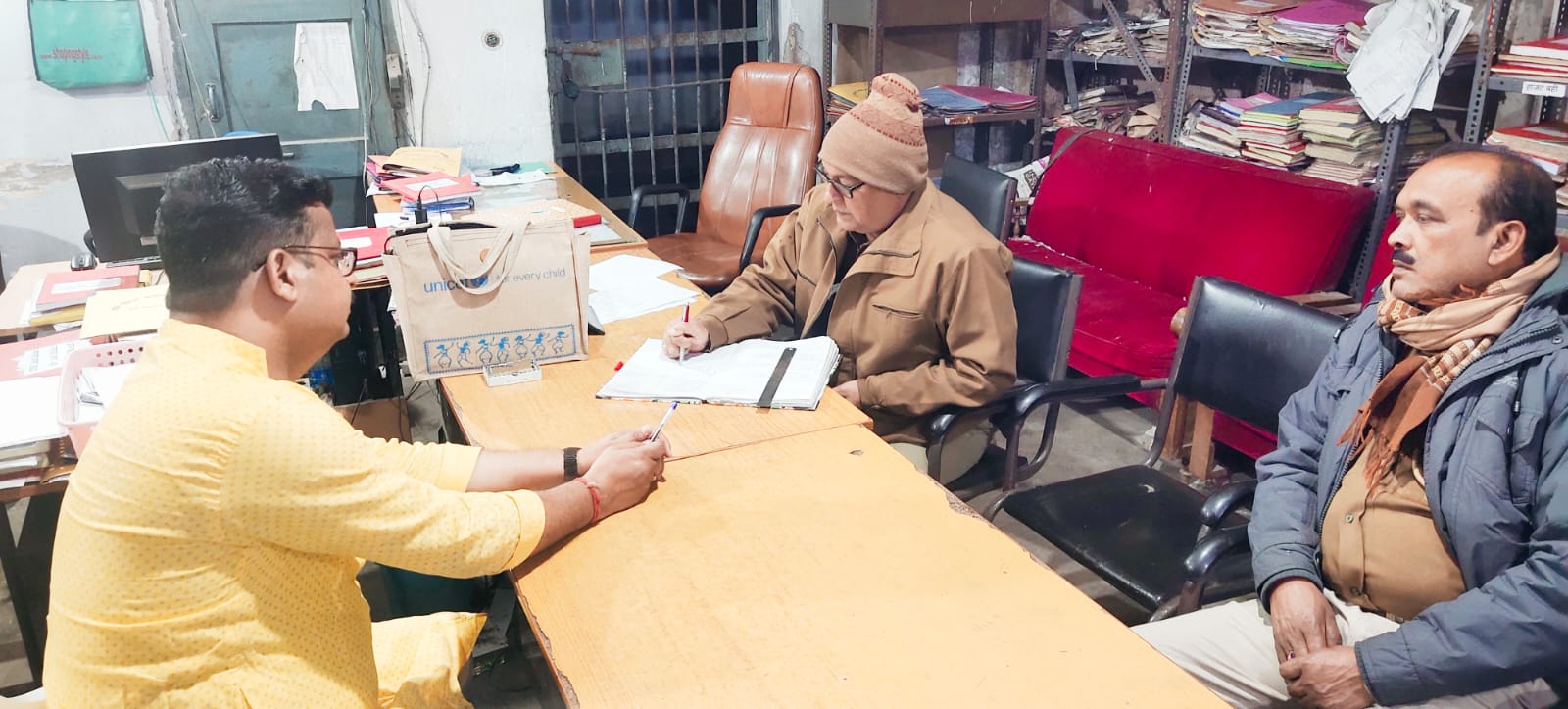 भाजपा नेता बने साइबर क्रिमनल का मोहरा !  वाट्सएप में विकास सिंह की फोटो लगाकर साईबर अपराधी मांग रहे पैसे