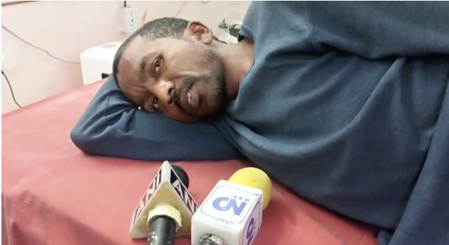 नक्सलियों का सहयोगी बता कर ग्रामीण की पिटाई, पुलिस पर यह लगा आरोप