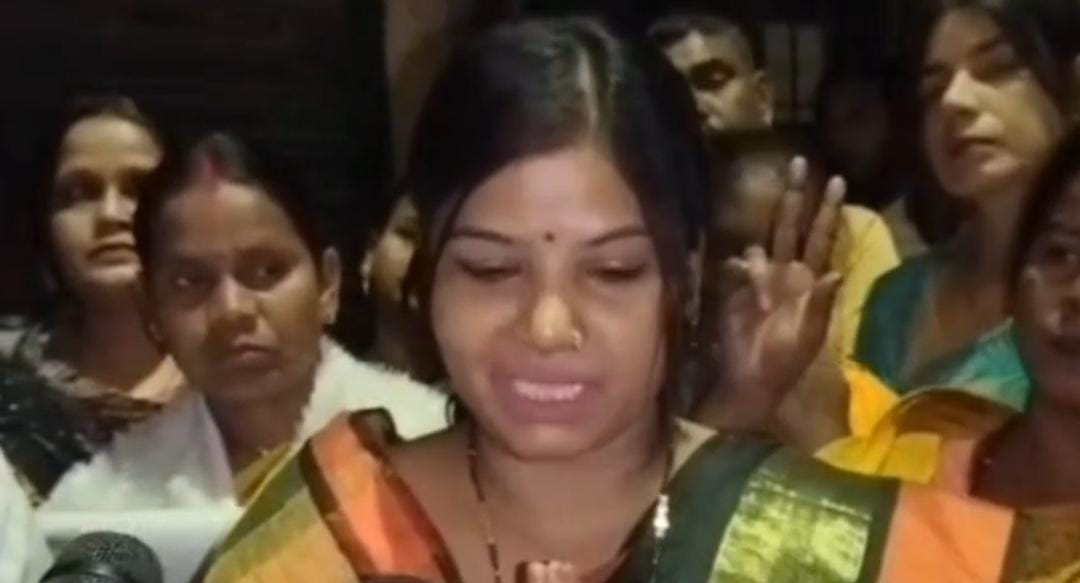 नगर निकाय चुनाव में दिख रहा आधी आबादी का दबदबा, धनबाद में कुल 262 महिलाएं आजमा रही है किस्मत