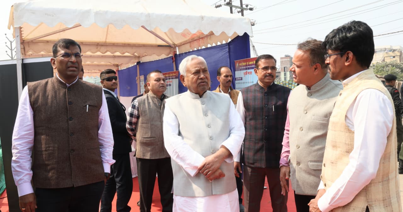 पटना में जलजमाव से राहत की तैयारी, कुर्जी और आनंदपुरी नाला परियोजना का CM नीतीश ने किया निरीक्षण