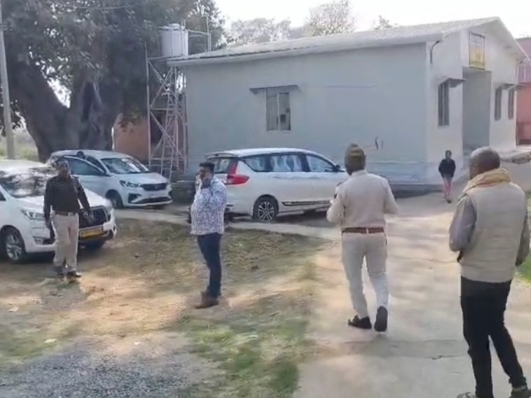 जहानाबाद नीट छात्रा की संदिग्ध मौत मामले में बड़ा अपडेट, सीबीआई की टीम पहुंची गांव