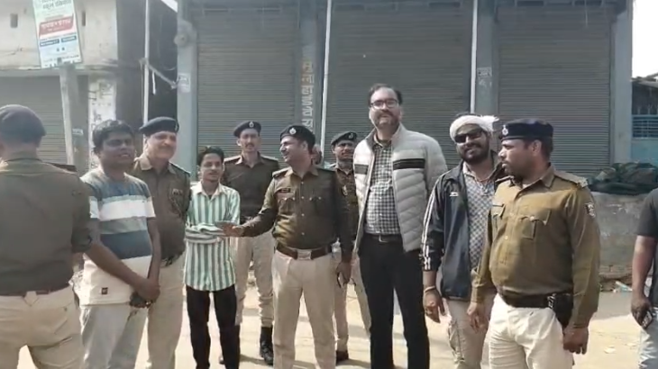 दरभंगा के पाली में चाकूबाजी में तीन घायल, मुख्य आरोपी गिरफ्तार,बाजार बंद