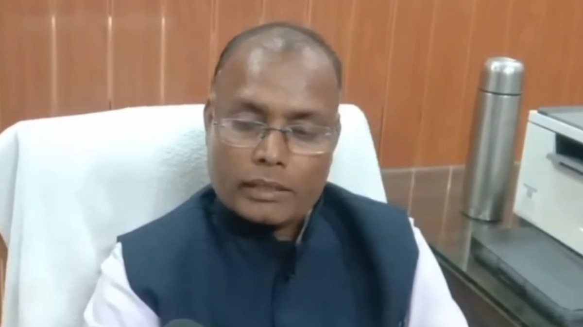 जल-जीवन-हरियाली अभियान के बीच 15 सरकारी पेड़ों की अवैध कटाई, दरभंगा के केवटी में हड़कंप