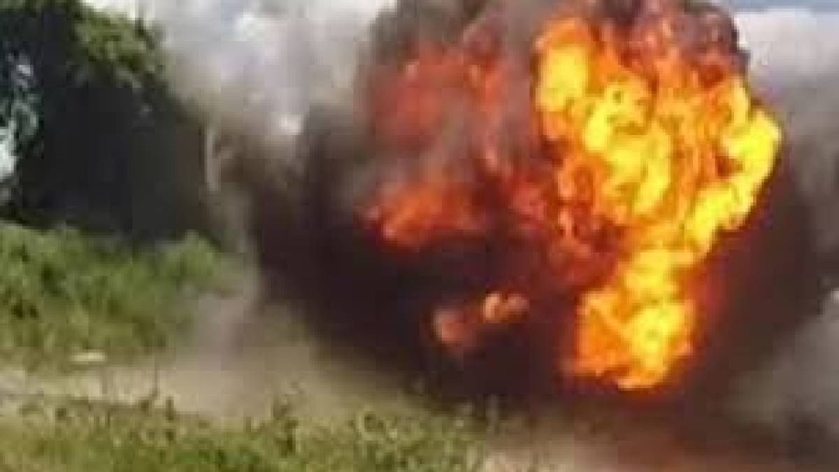 ब्रेकिंग: सारंडा जंगल में आईईडी ब्लास्ट में CRPF कोबरा बटालियन के दो जवान घायल