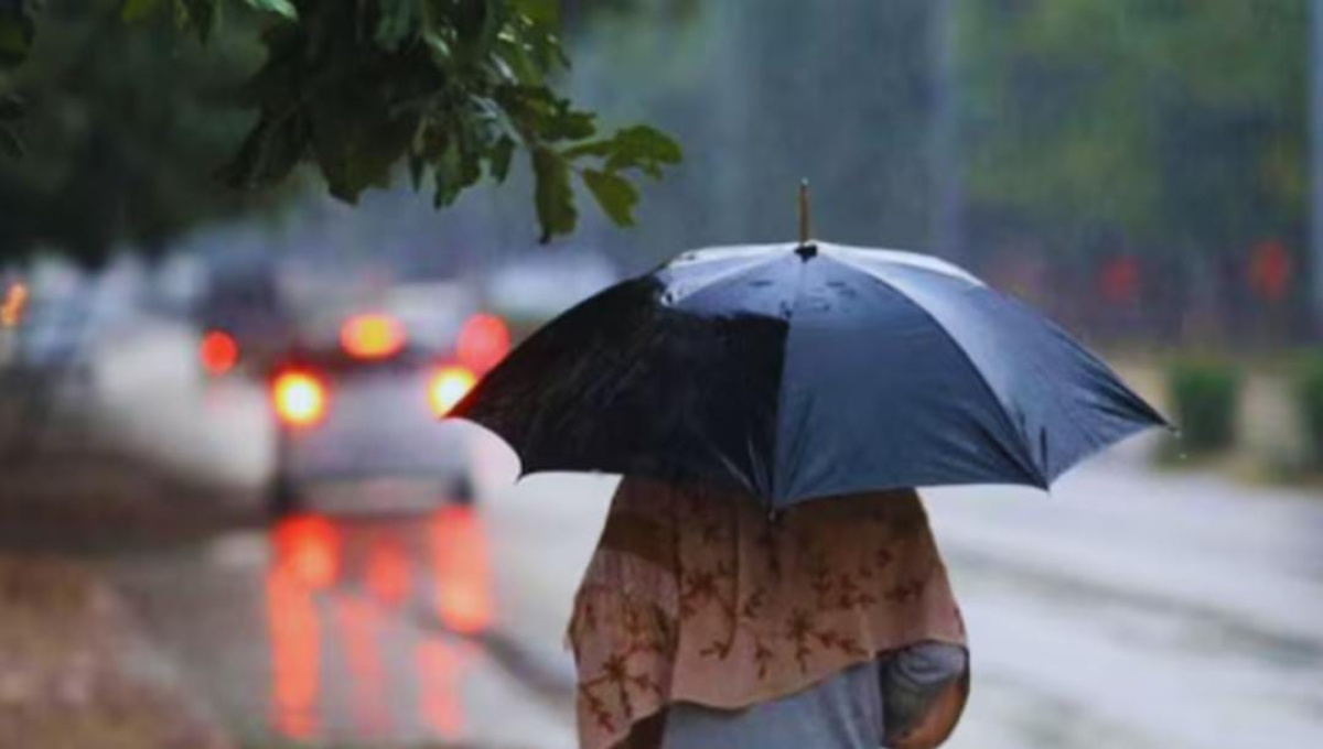Weather Alert: आज झारखंड के इन जिलों में होगी बारिश, तो यहां छाये रहेंगे बादल, पढ़े अपने जिले का हाल
