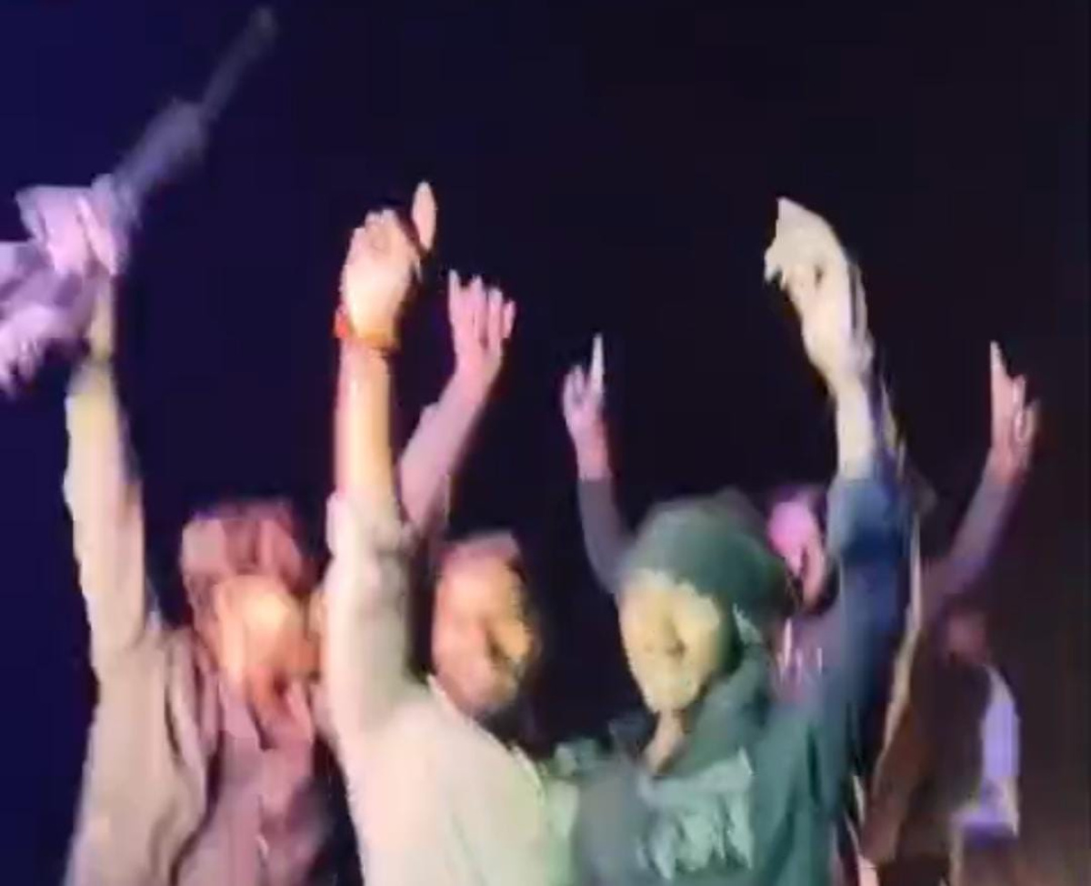 बिहार में फिर डांस फ्लोर पर हथियार लहराने का वीडियो वायरल, जांच में जुटी पुलिस