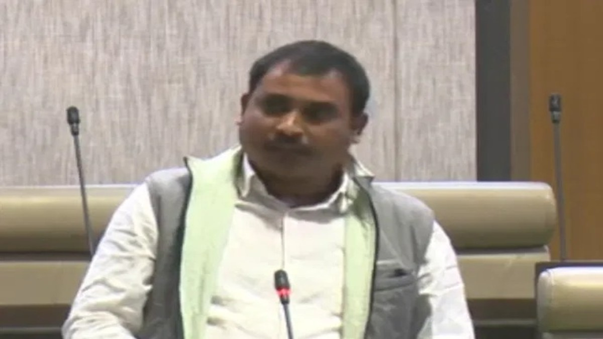 প্রাণিসম্পদমন্ত্রীর