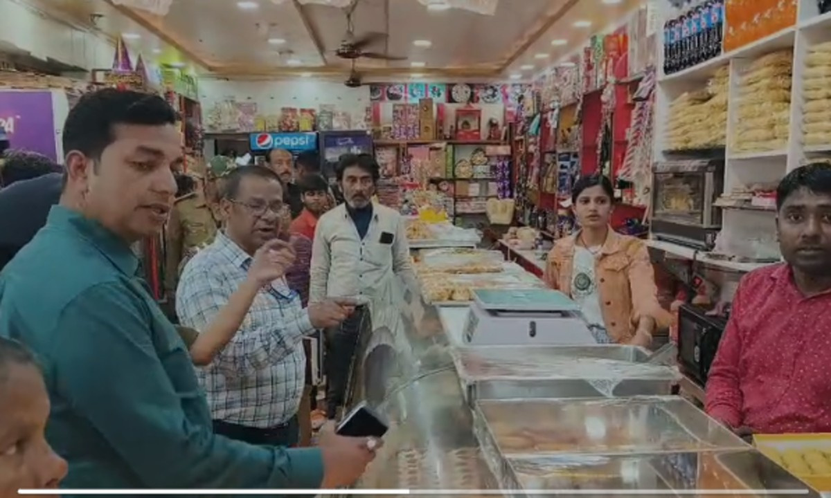 अन्नपूर्णा रेस्टोरेंट के कारखाने सील, होली से पहले मोतिहारी में बड़ी कार्रवाई