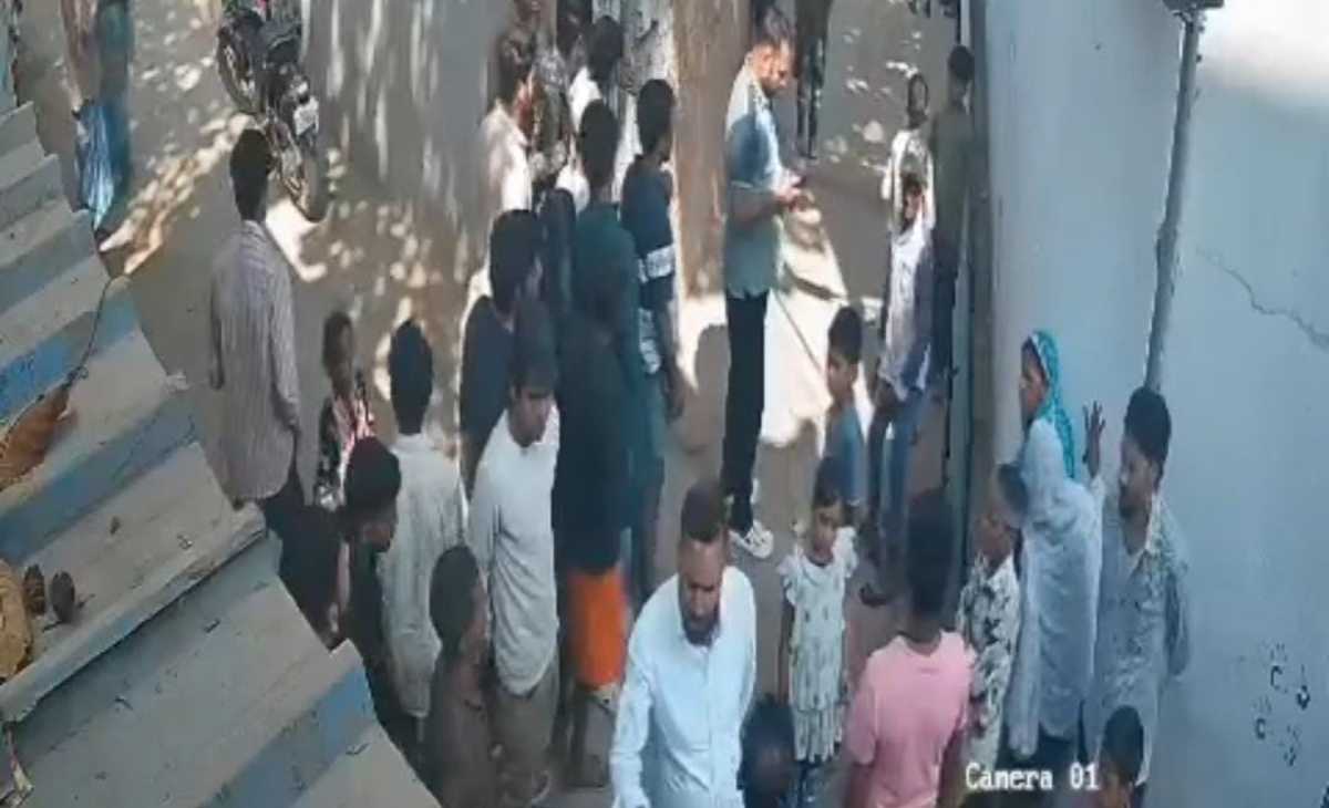 প্রাণিসম্পদমন্ত্রীর