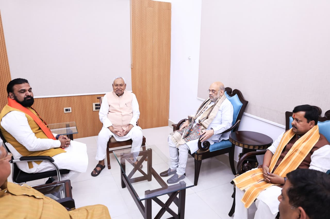 প্রাণিসম্পদমন্ত্রীর