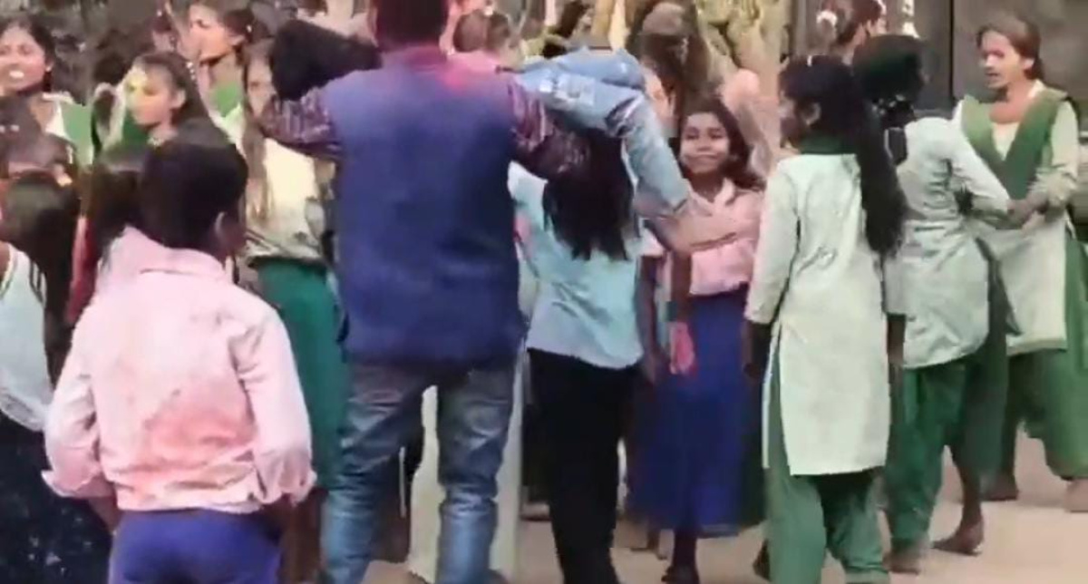 প্রাণিসম্পদমন্ত্রীর