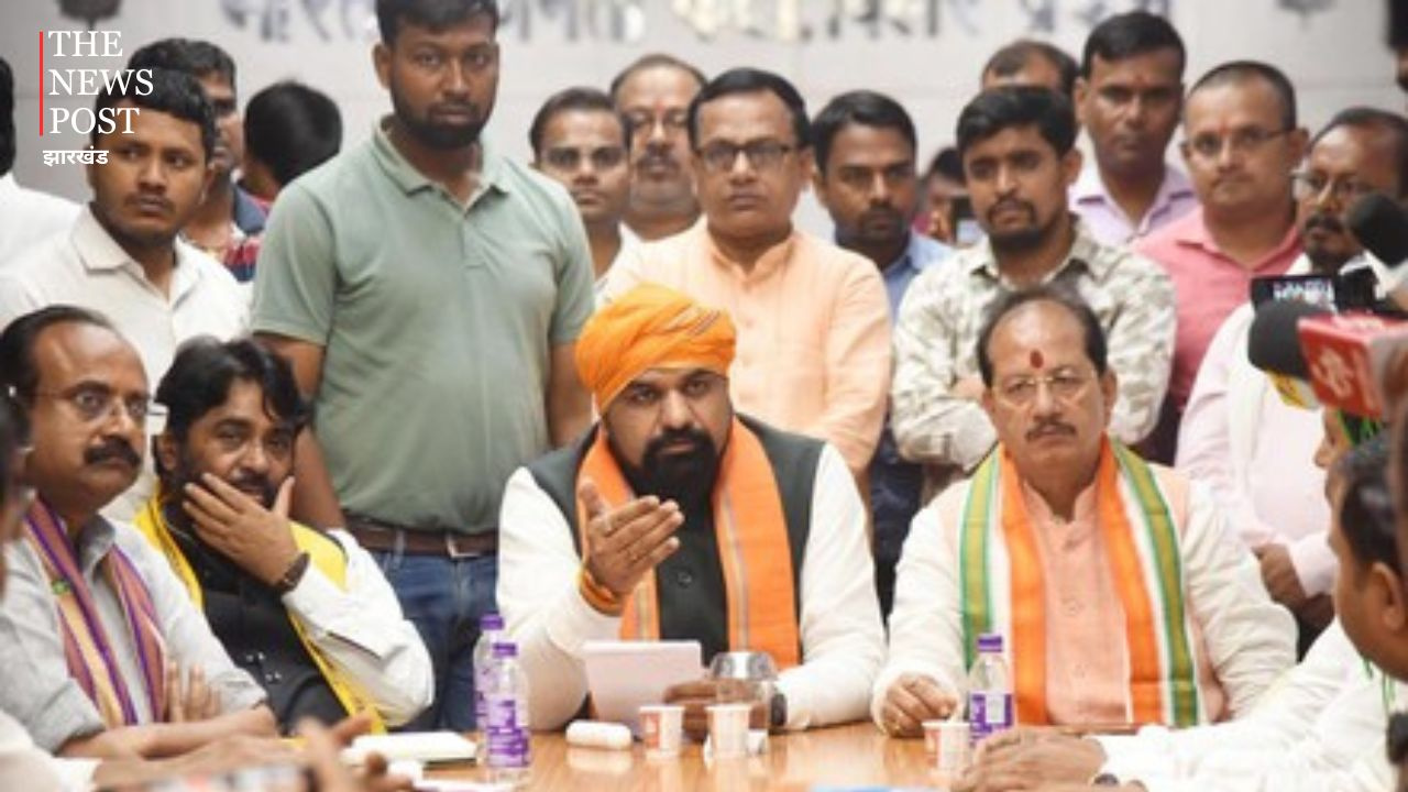 बिहार में सरकार गठन पर तेज मंथन, आज दिल्ली रवाना होंगे BJP के बड़े नेता