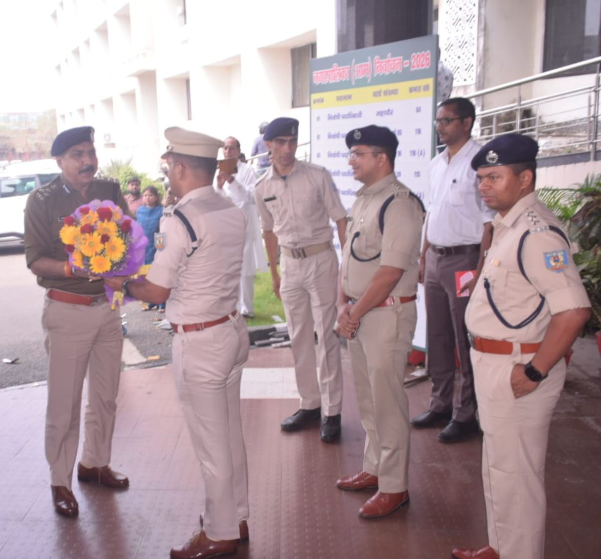 बोकारो रेंज के डीआईजी पहुंचे धनबाद, कुख्यात प्रिंस खान गिरोह पर कड़ा प्रहार का दिया निर्देश