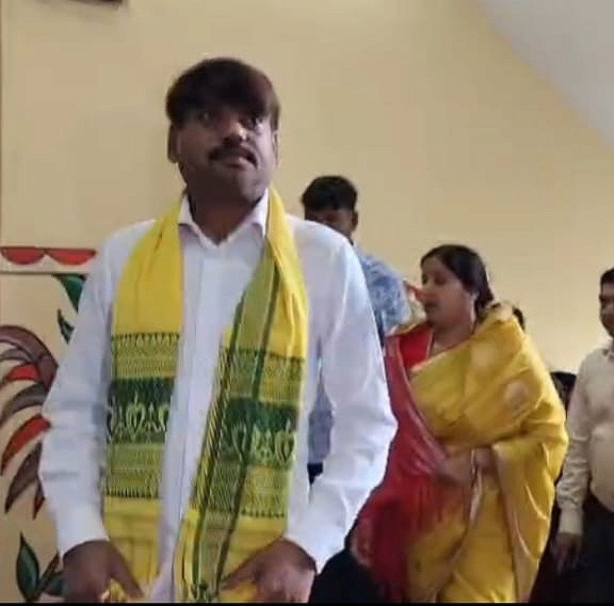 मेयर संजीव सिंह का कार्यभार ग्रहण: विधायक रागनी सिंह की मौजूदगी बता गई कि भाजपा का रुख अब नरम पड़ गया!