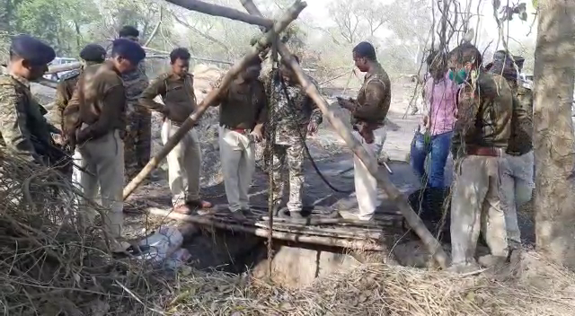 अवैध कोयला उत्खनन की जांच करने पहुंचे एसडीपीओ, कोयला चोरों में मची भगदड़