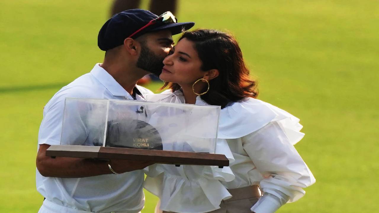 IND vs SL सीरीज : अपने 100 वें टेस्ट में बल्लेबाजी करने उतरे विराट, भारतीय टीम के दोनों ओपनर लौटे पवेलियन  