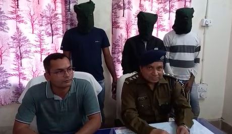 छत्तीसगढ़ पुलिस ने जामताड़ा में मारा छापा, तीन साइबर अपराधी गिरफ्तार