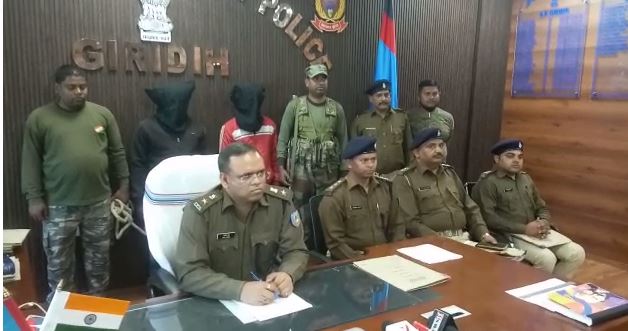 डकैती की घटना को अंजाम देने वाले दो अपराधी गिरफ्तार,  कई समान बरामद