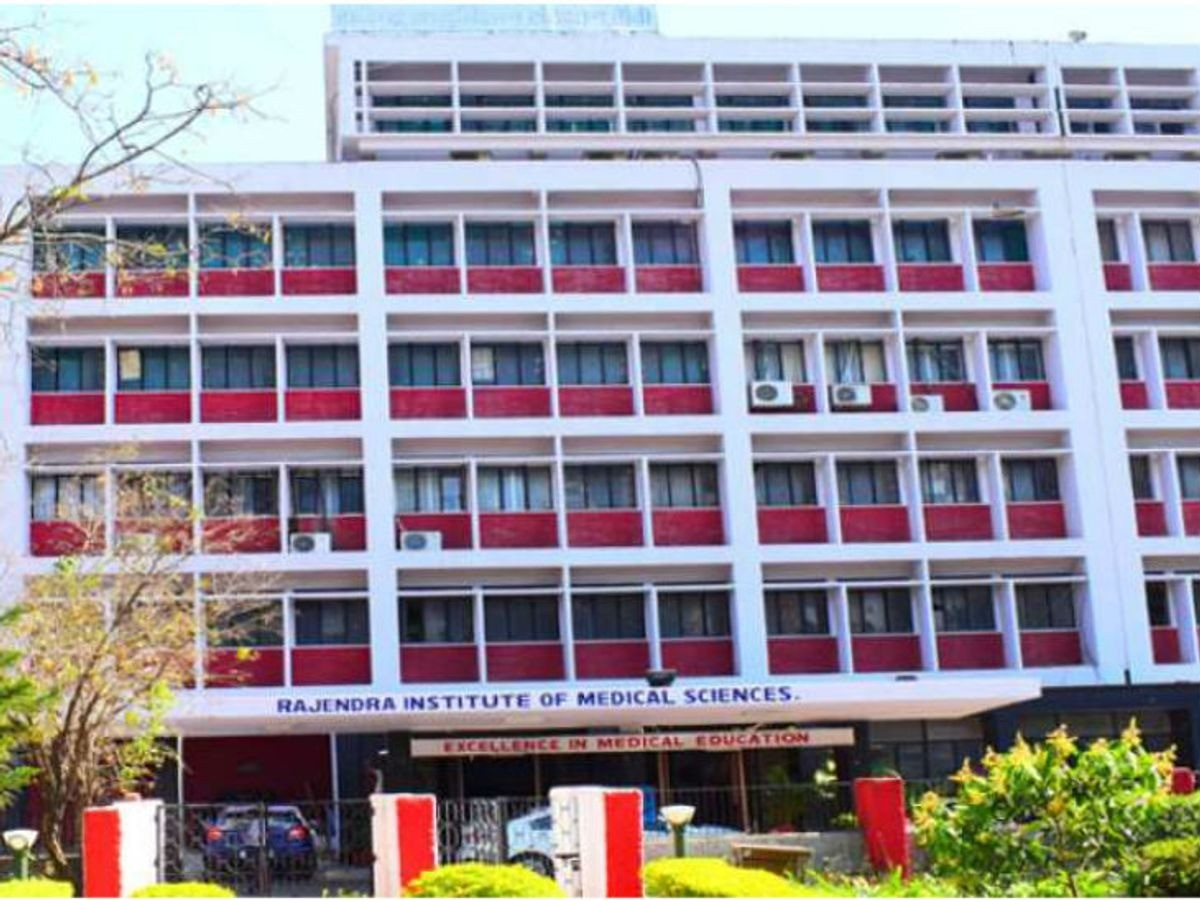 बड़ी खबर : रिम्स जमीन घोटाले पर एसीबी की बड़ी कार्रवाई, ब्रोकर समेत 4 आरोपी गिरफ्तार