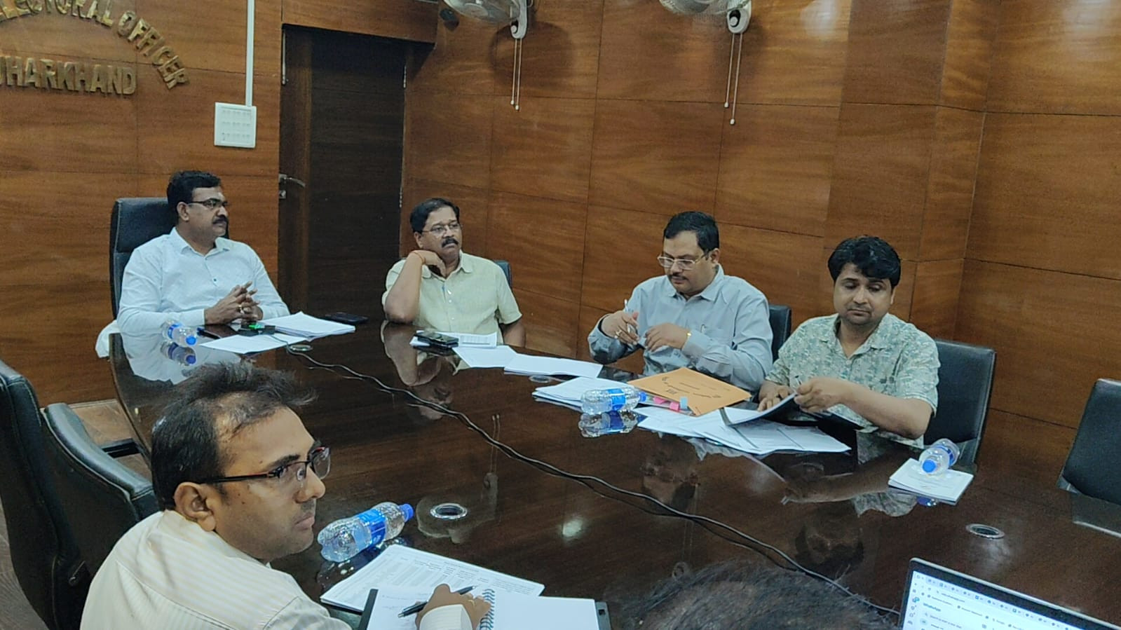 झारखंड में SIR की प्रक्रिया तेज,मुख्य निर्वाचन पदाधिकारी ने की बैठक,अधिकारियों को दिया कई दिशा निर्देश