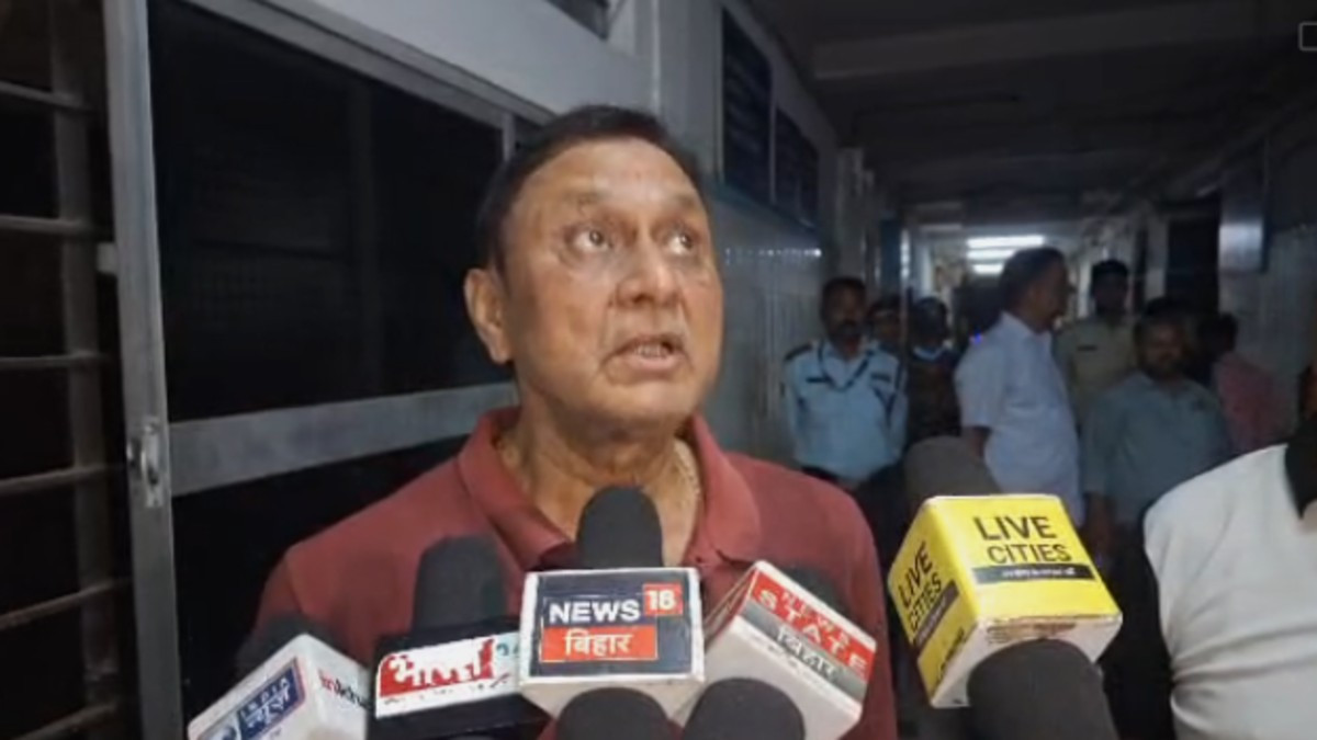 প্রাণিসম্পদমন্ত্রীর