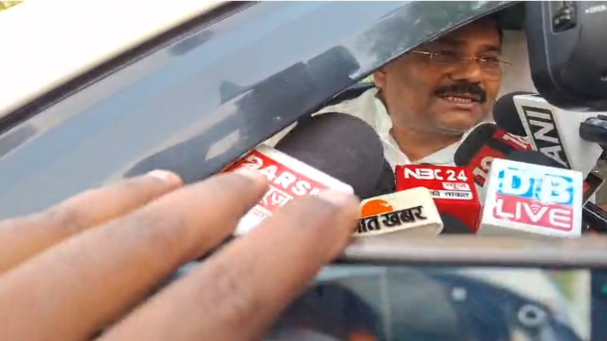 প্রাণিসম্পদমন্ত্রীর