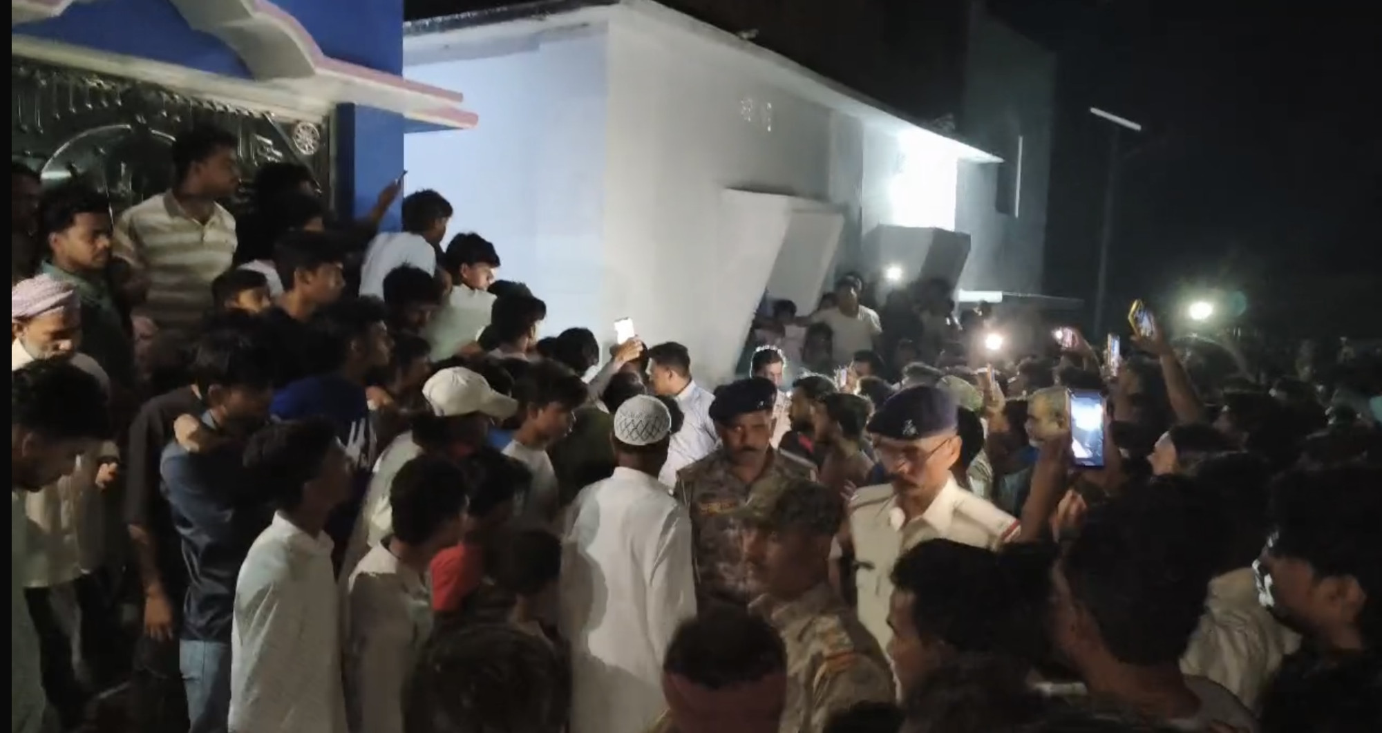 প্রাণিসম্পদমন্ত্রীর