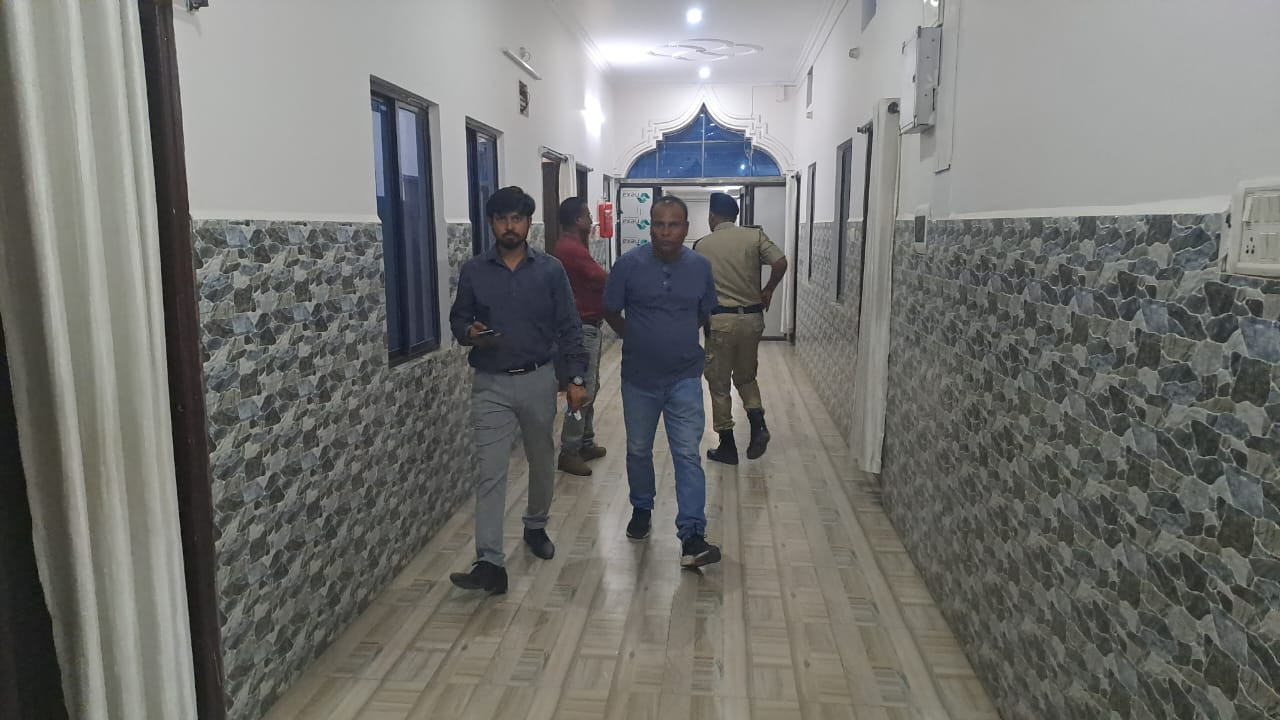 প্রাণিসম্পদমন্ত্রীর