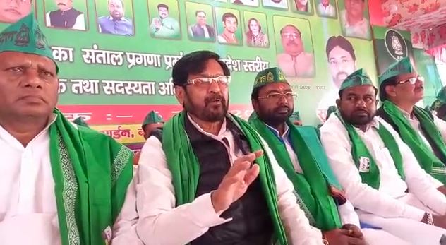 राज्य में जनाधार तलाशने में जुटी राजद, बाबा नगरी से शुरू किया सदस्यता अभियान  