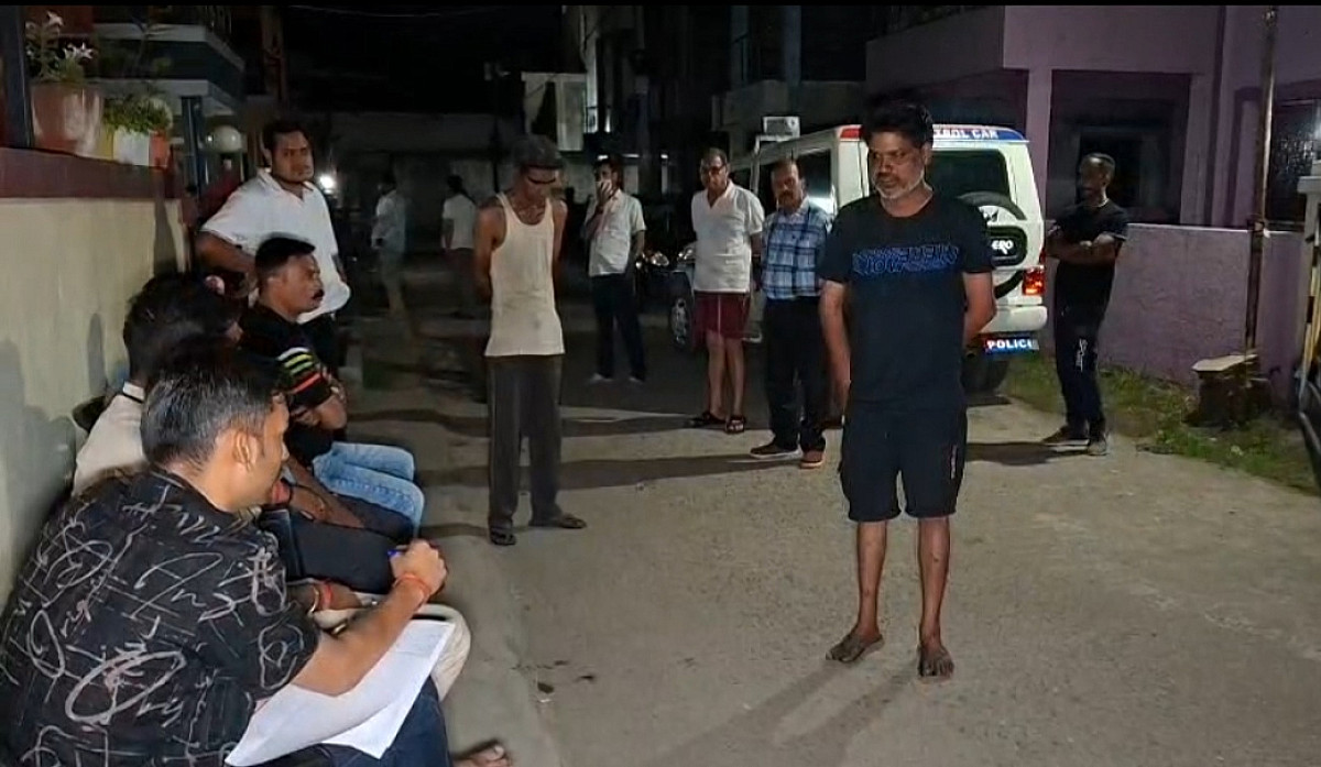 धनबाद में सिंफर से रिटायर्ड साइंटिस्ट की बेटी का फ्लैट से बरामद हुई अधजली लाश, पढ़े क्यों सन्न रह गई पुलिस