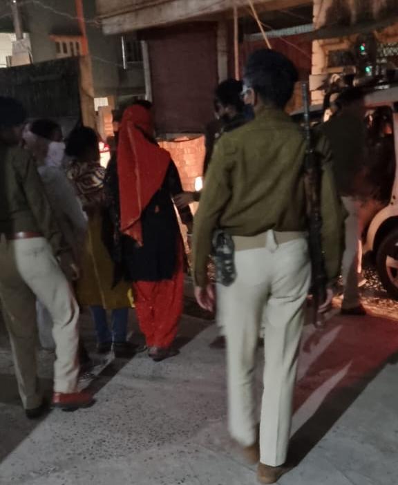 राजधानी पटना में बड़े सेक्स रैकेट का भंडाफोड़, पॉश इलाके में चलाया जा रहा था धंधा