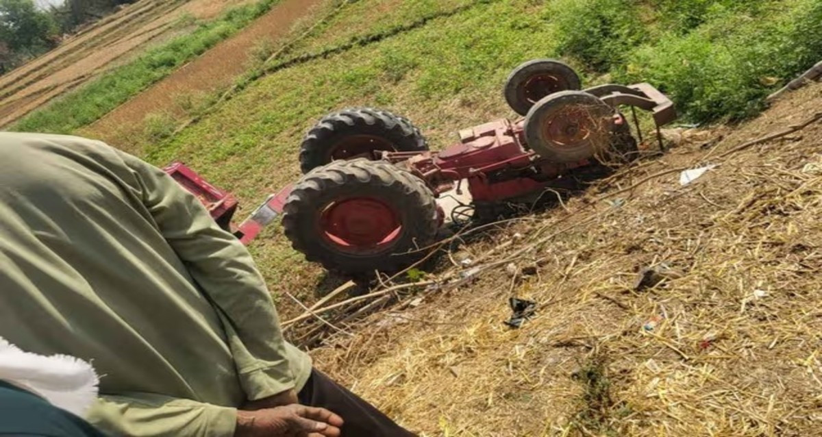BREAKING: पलामू में दर्दनाक हादसा, तेज रफ्तार ट्रैक्टर ने 3 साल के मासूम को कुचला, मौत