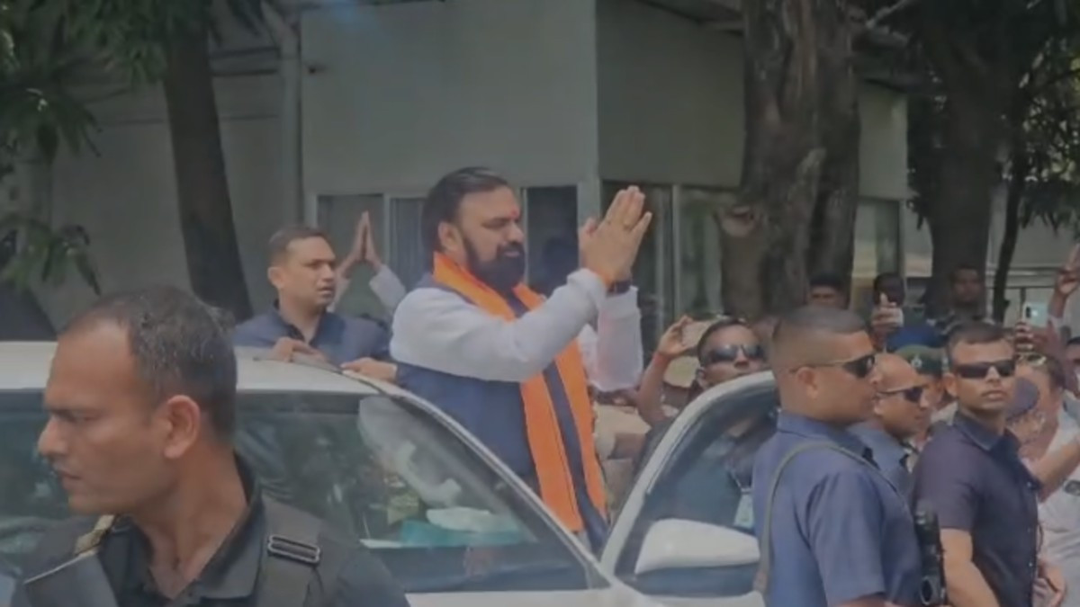 প্রাণিসম্পদমন্ত্রীর